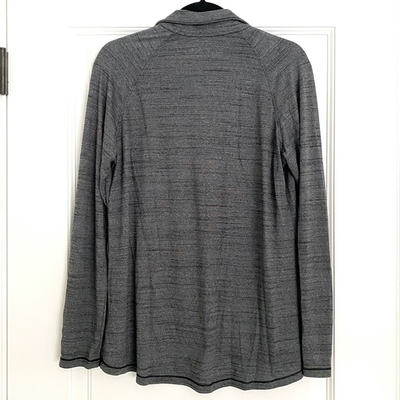 Under Armour 1/4 Zip Pullover - Size L - Picture 3 of 3